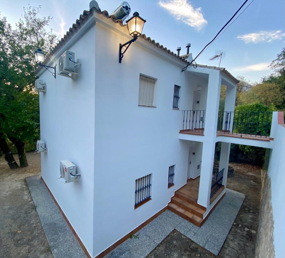 Stay Wild En Las Casitas De Huerta Arriba Benamahoma Exterior photo