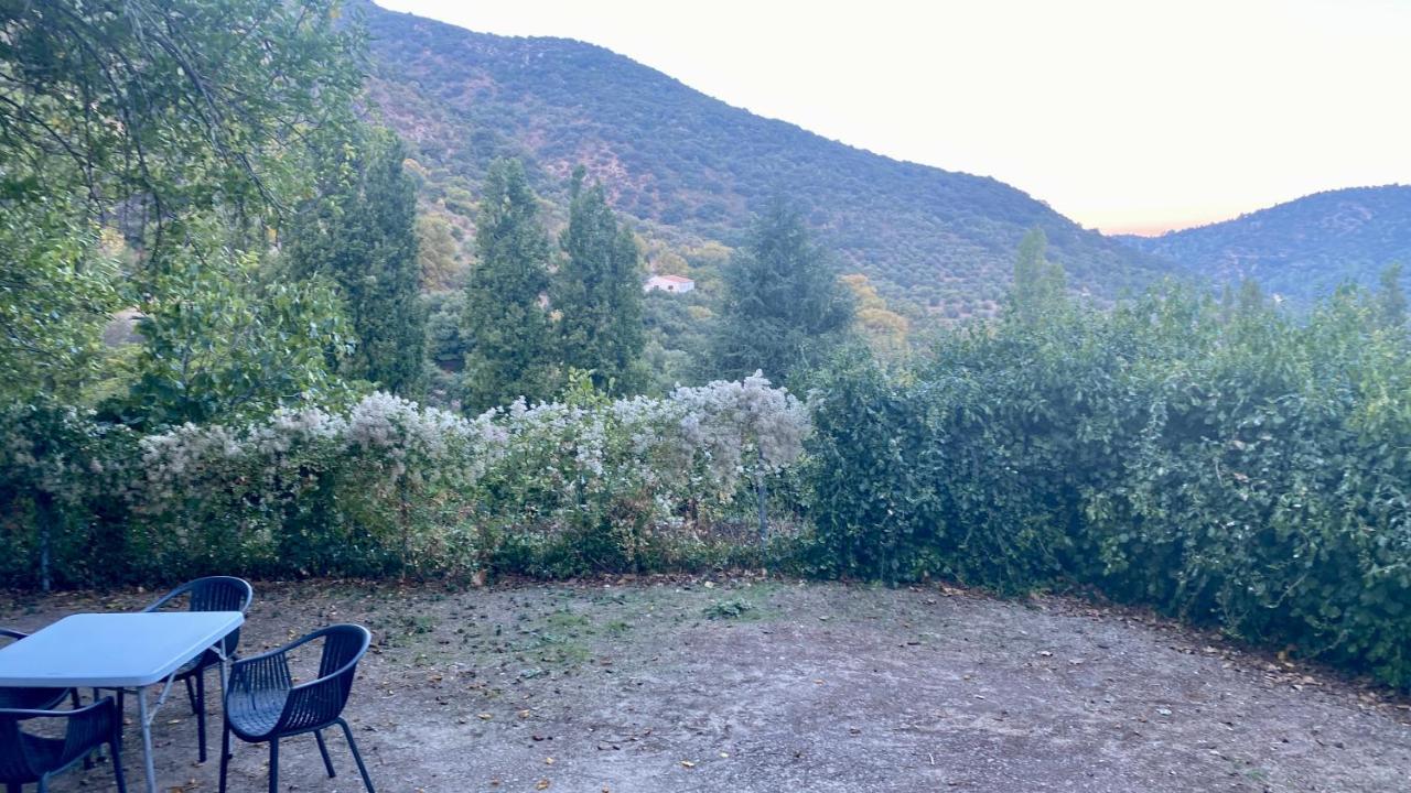 Stay Wild En Las Casitas De Huerta Arriba Benamahoma Exterior photo