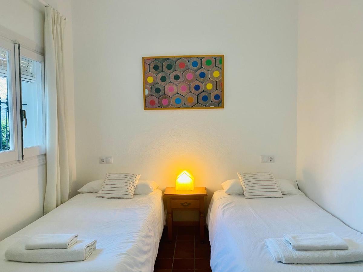 Stay Wild En Las Casitas De Huerta Arriba Benamahoma Exterior photo